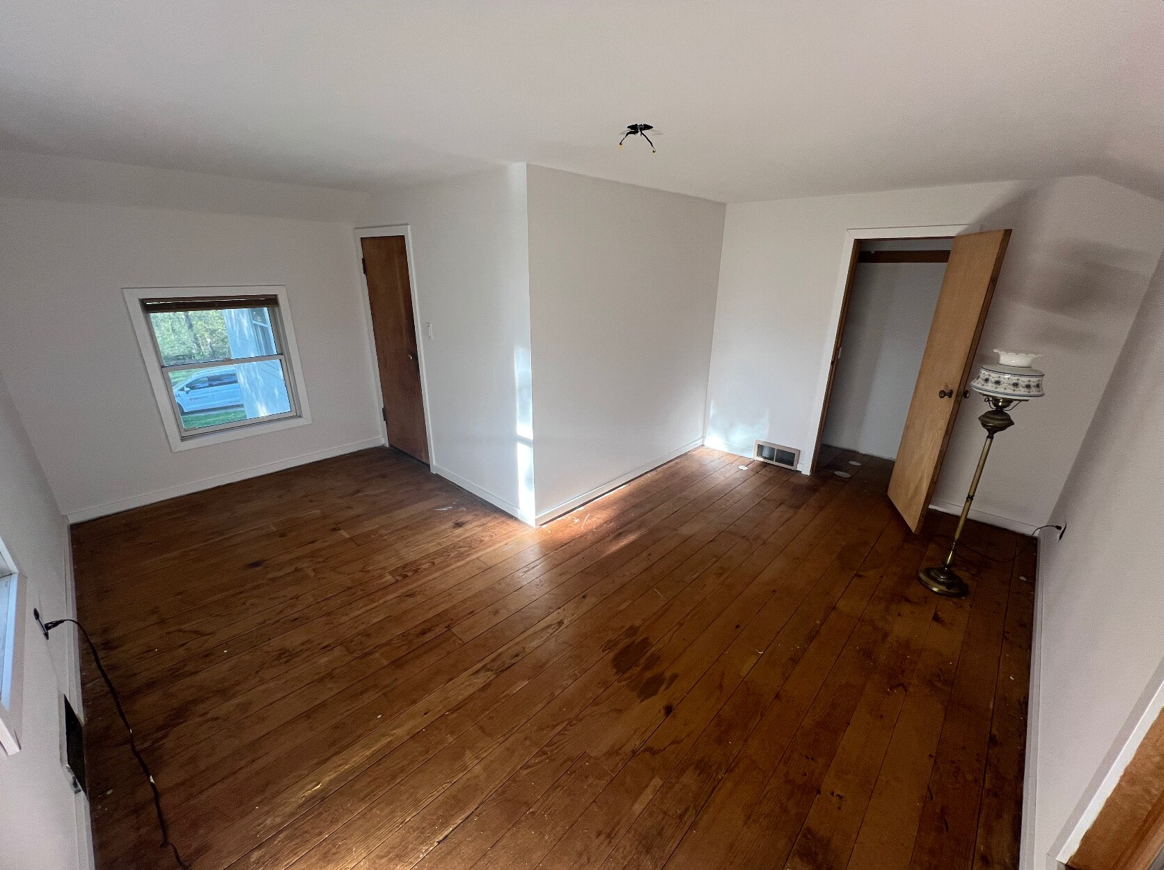 2nd floor sw bed - 15791 N 2700 East Rd