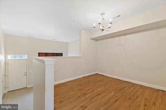 Building Photo - 4122 Orchard Ridge Blvd