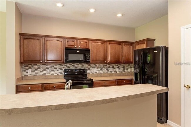 Building Photo - 512 Penny Royal Pl