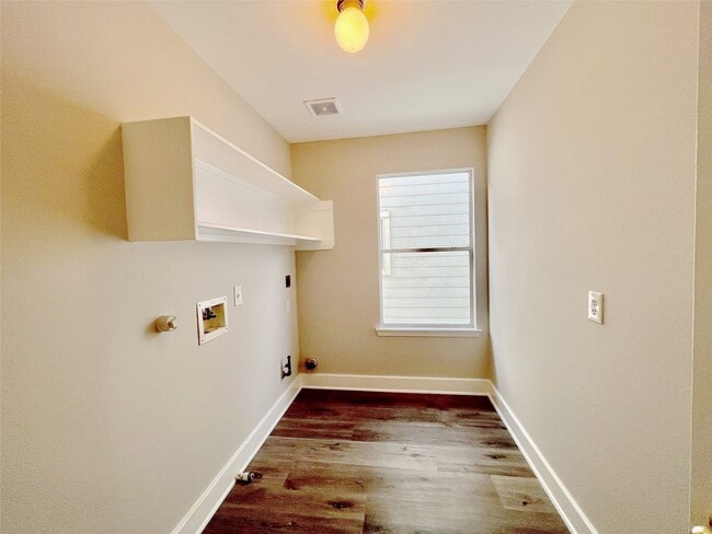 Building Photo - 1511 Nichole Woods Dr