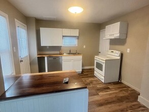 Building Photo - 352 Springfield Ave