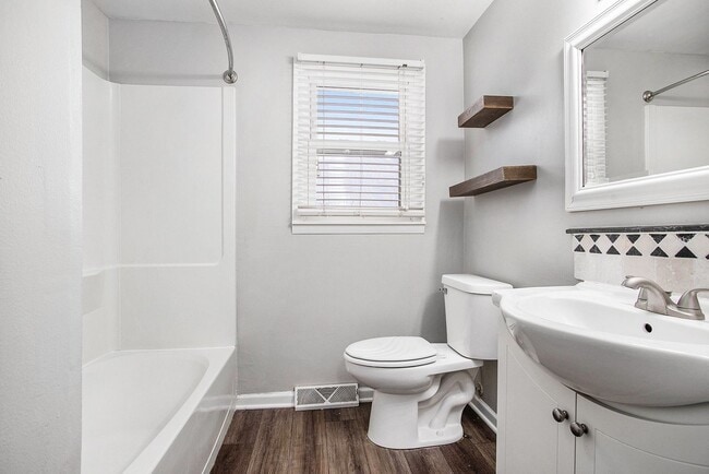 Building Photo - Texel 2624-26