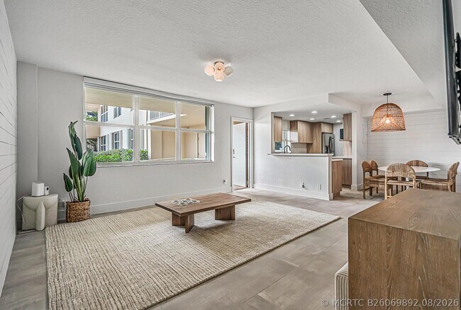 Building Photo - 5200 N Ocean Blvd