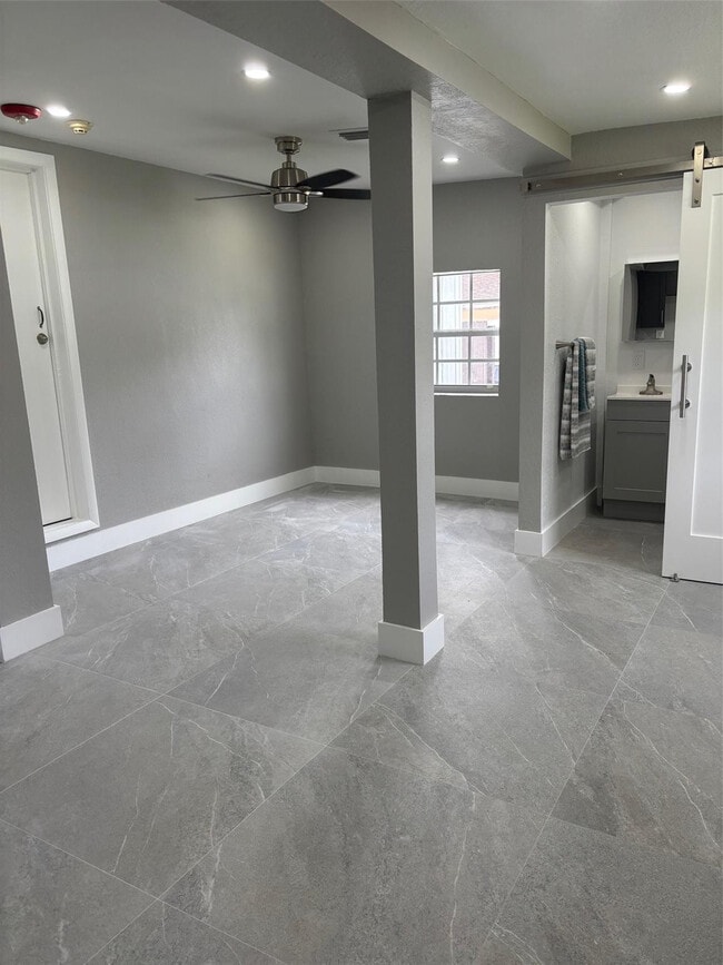 Building Photo - 13025 NW 2nd Ave