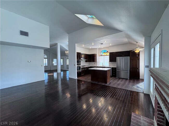 Building Photo - 9713 Cascade Falls Ave