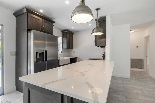 Building Photo - 1948 46th St SW