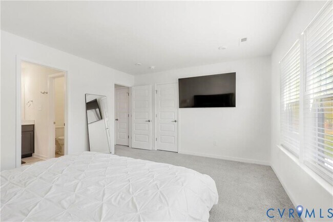 Building Photo - 12221 Dutch Elm Cir
