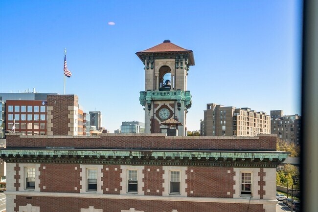 Building Photo - 69 Walnut St