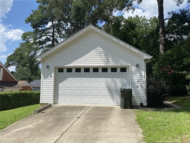 Building Photo - 1324 Jordan St