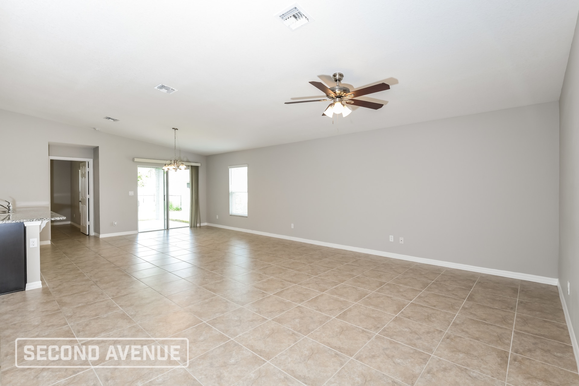 Building Photo - 1312 Vancouver Ave SE