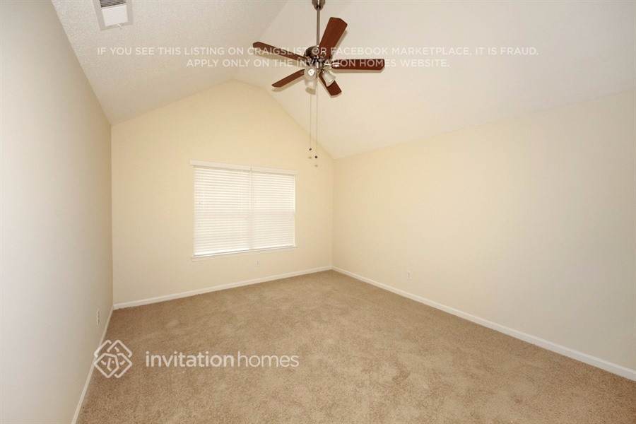 Building Photo - 104 Hidden Creek Dr