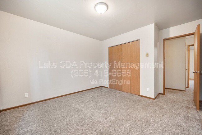 Building Photo - 11966 N Brighton Ct