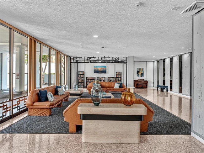 Building Photo - 137 Golden Isles Dr