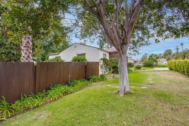 Building Photo - Charming Fully Remodeled 3-Bedroom Home in...