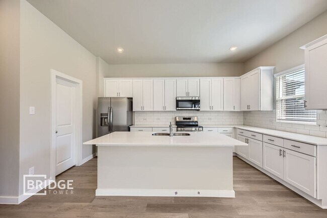 Building Photo - 924 Jacquelyne Dr