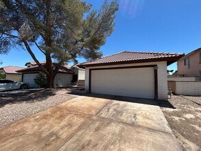 Building Photo - BEAUTIFULLY RENOVATED HOME WITH NEW PAINT, CARPET, AND LIGHT FIXTURES