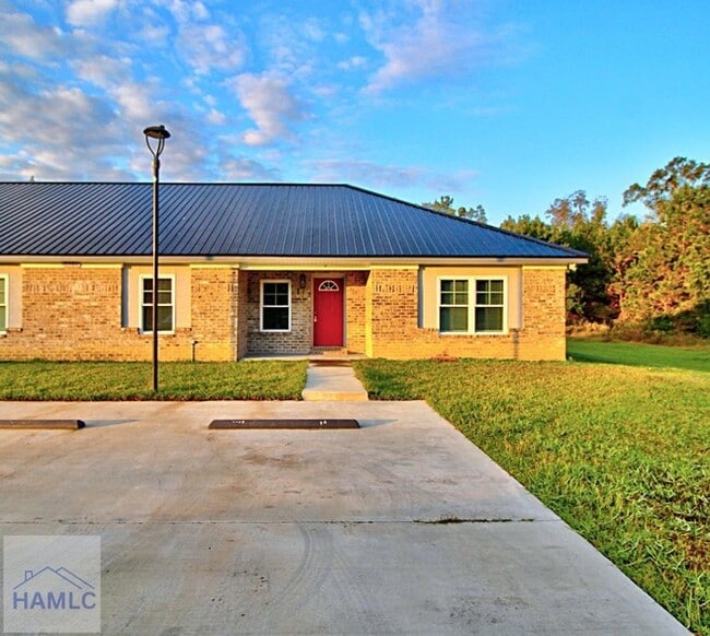 Primary Photo - 5781 E Oglethorpe Hwy