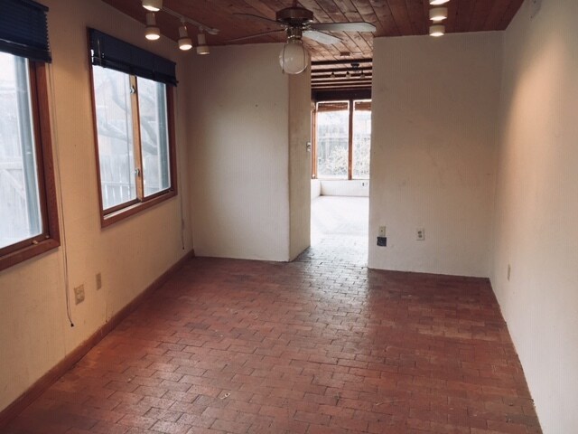 Building Photo - 397 Alejandro St