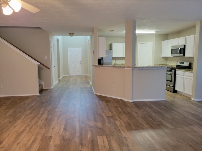 Building Photo - 19426 Old Barngate Ln