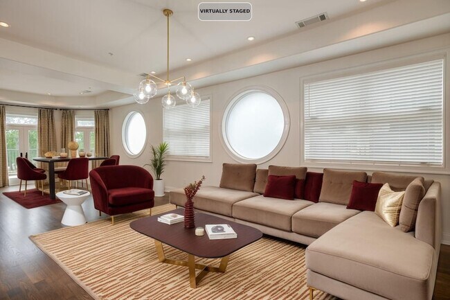 Building Photo - 2905 Parthenon Ave