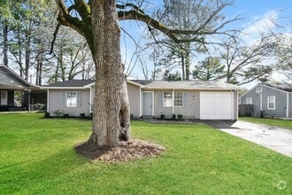 Building Photo - Cozy Tuscaloosa 4 Bedroom Home