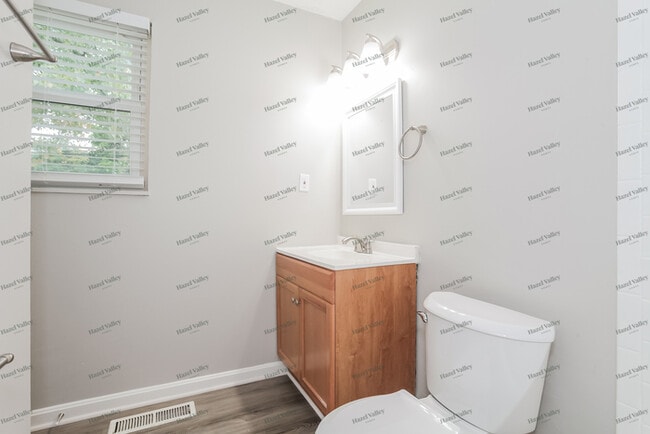 Building Photo - 1977 Windmill Way