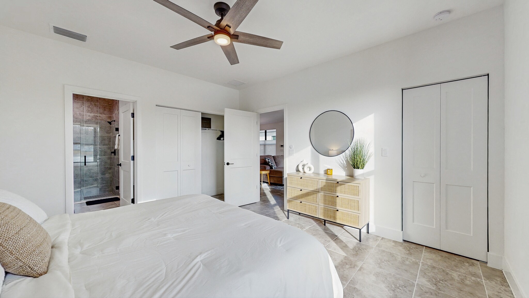 Primary bedroom King size bed with water view - 13071 Georges Cay Pl