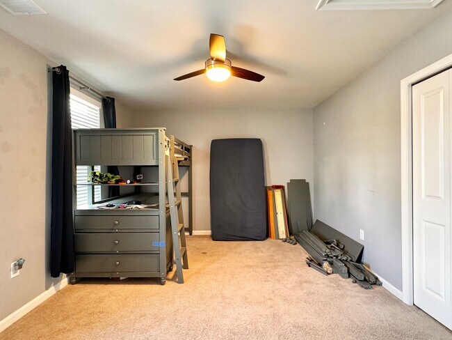 Building Photo - Close NGIC & Ruckersville area- Great two ...