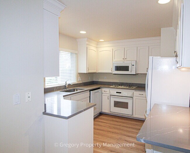 Building Photo - 8221 53rd Ave W