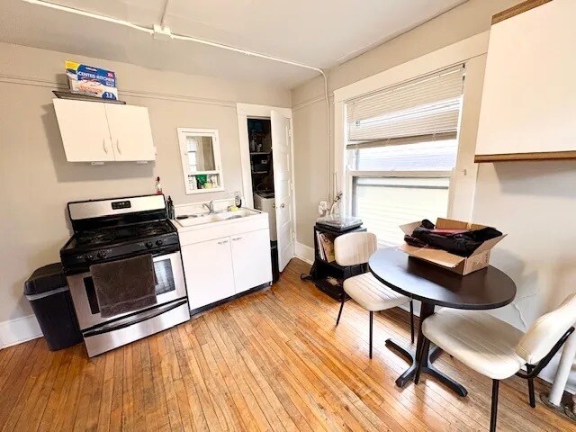 Building Photo - 421 Washburn Pl