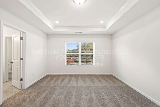 Building Photo - 2881 Yeager Dr NW