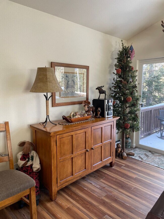 Building Photo - WINTER RENTAL 4BDR 3BA WILDERNEST NOV 1 20...