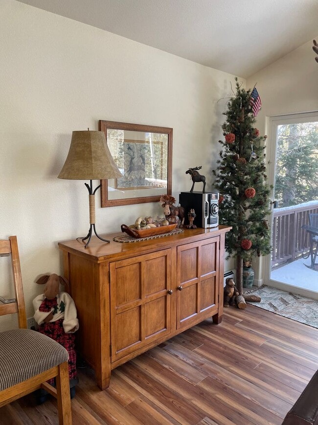 Building Photo - WINTER SEASON RENTAL 4BDR 3BA WILDERNEST NOV 1 2026 TO APRIL 30 2027