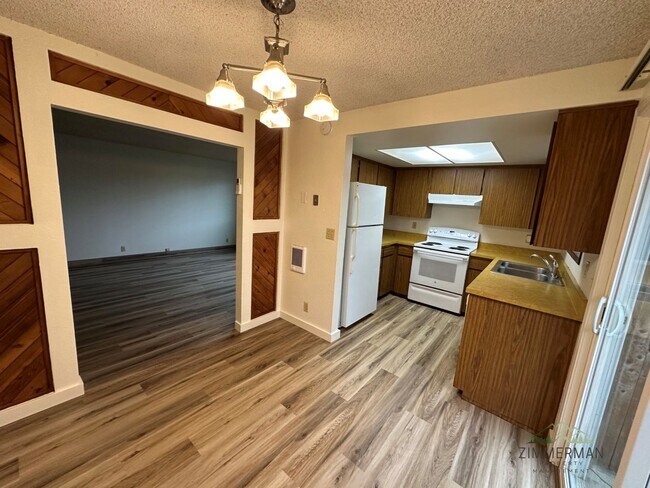 Building Photo - 2126-2128 N 8th St