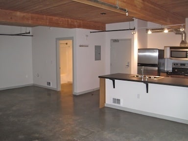 Building Photo - Veer Lofts Condominiums ~ South Lake Union