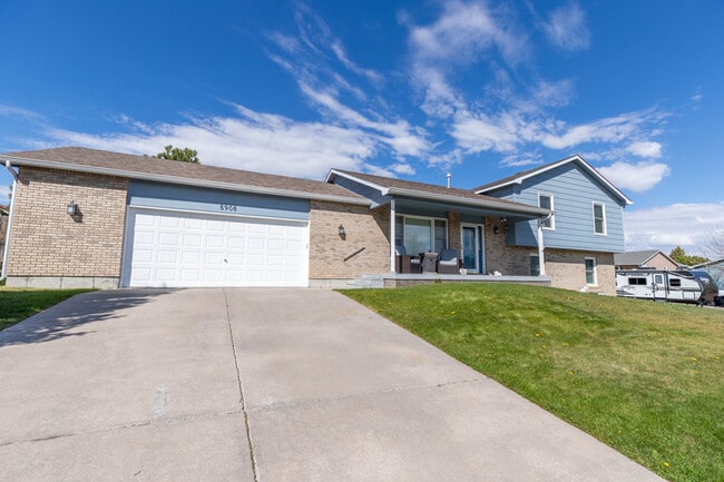 Building Photo - 5908 Canyon Rd