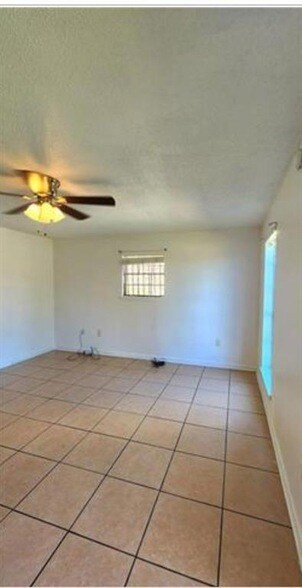 Building Photo - 7162 Salem Dr