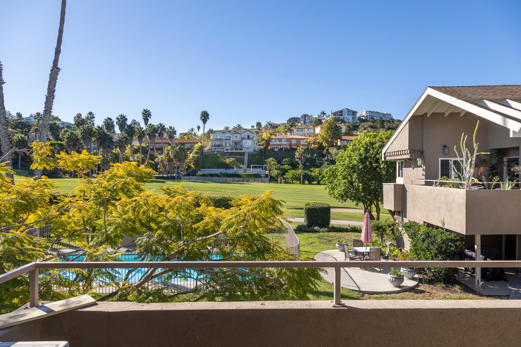 Building Photo - 2517 Navarra Dr