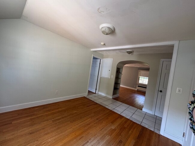 Building Photo - 110 Highland Ave