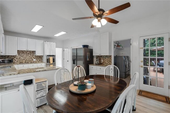 Building Photo - 4719 Brownstone Dr