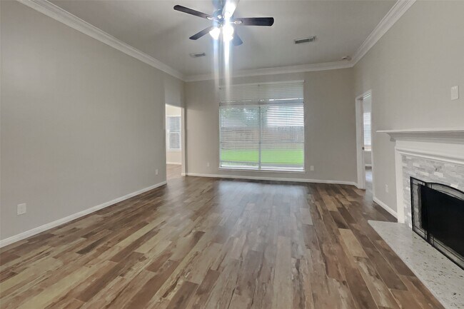 Building Photo - 16803 Cobbler Crossing Dr