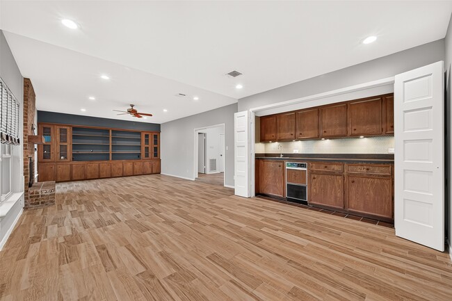 Building Photo - 2103 Winged Foot Dr
