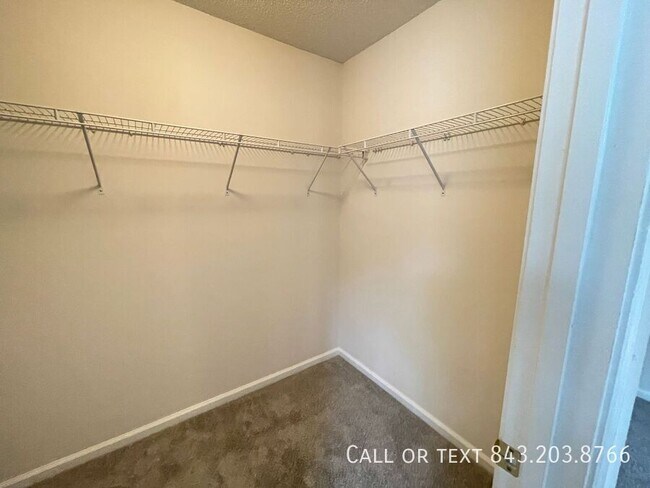 Building Photo - 111 Concord St