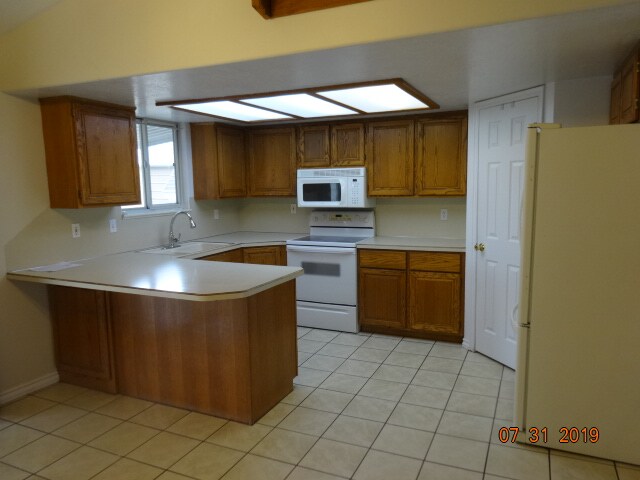 Building Photo - 5365 S 3750 W