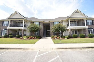 Building Photo - 3 Bedroom and 1.5 Bath Condo- Bradford Place at Buckhead