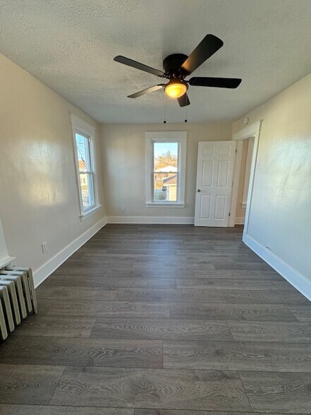 Building Photo - 104 Baughman Ave