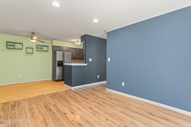 Building Photo - 452 Indigo Ct
