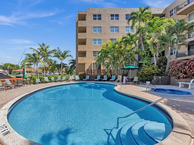 Building Photo - 1421 S Ocean Blvd