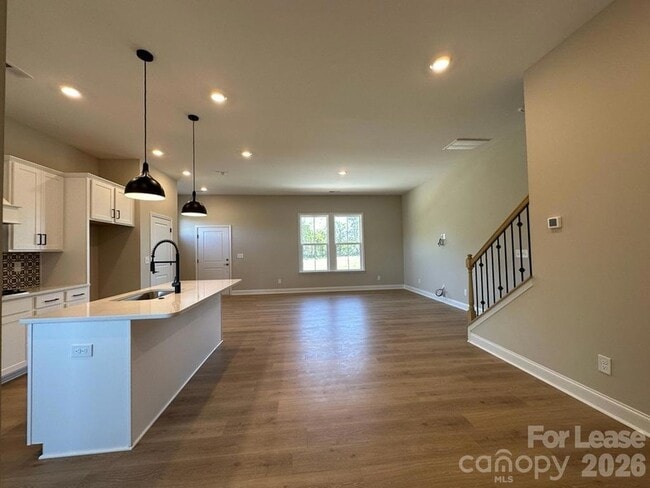 Building Photo - 5715 Gulch Pl