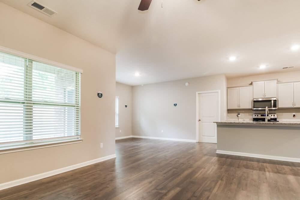 Building Photo - 365 Beau Tisdale Dr